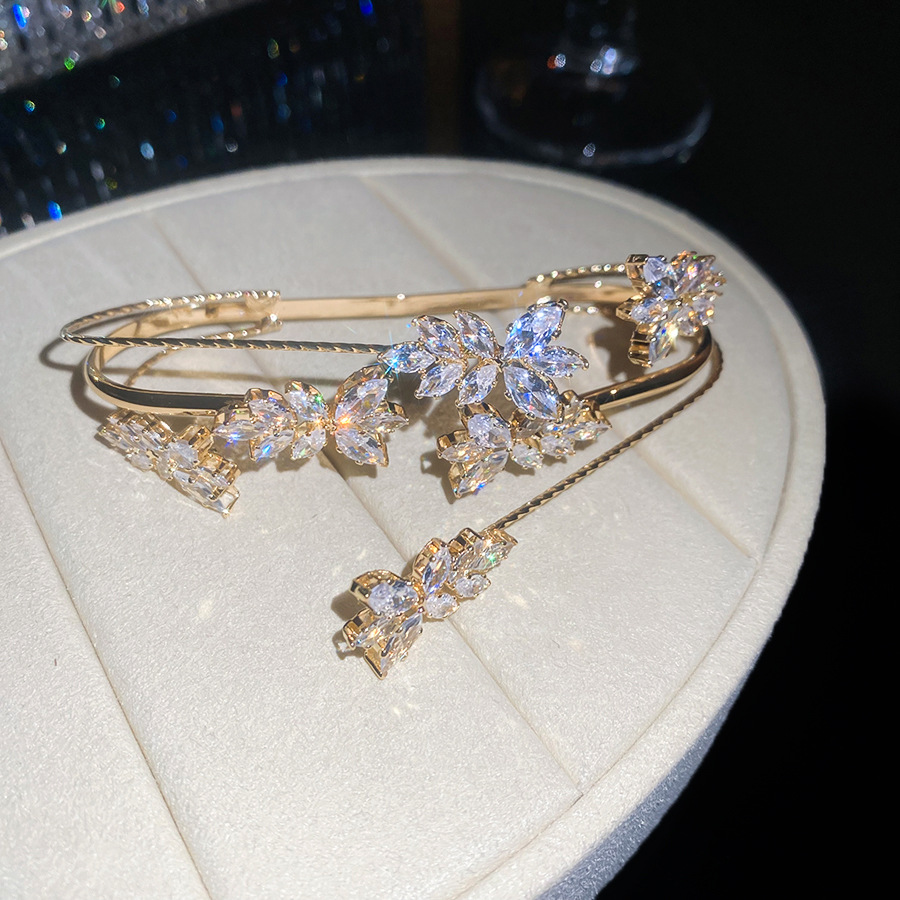 Ultra-shiny zircon flower elegant ladylike style, exquisite bracelet, light luxury and high-end feel, women's jewelry - view 7
