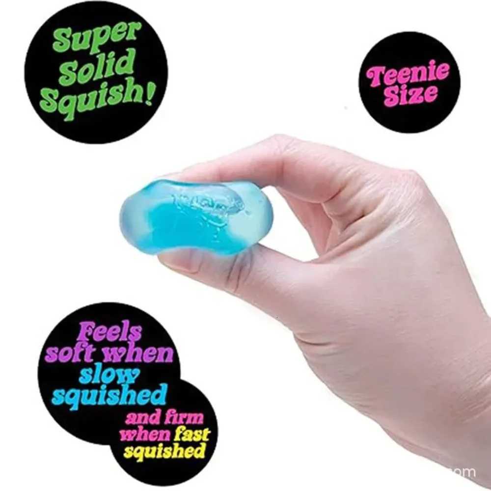 New Pressure Relieving Pinch Schyling Needoh Nice Cube Sensory Fingertip Toy Favorite GiftT260505
