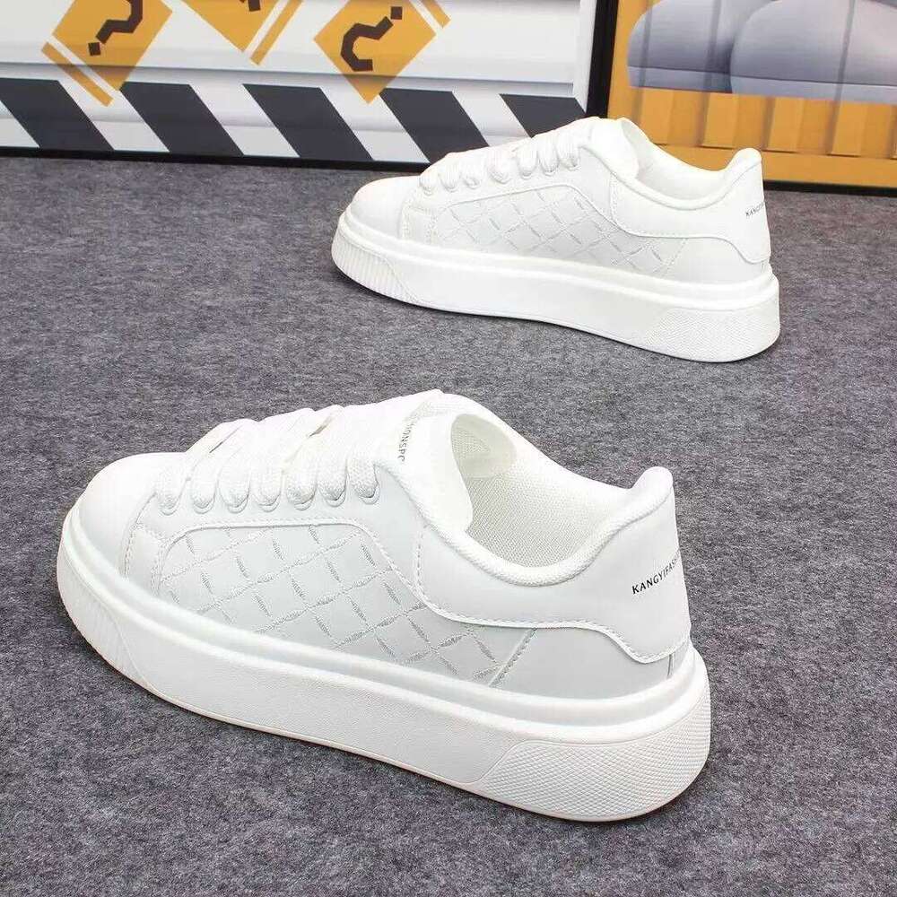 Luxury Men's 2026 Leather Sneakers Thick Soled Board Tennis New Casual Walking Shoes for Men & Women 26Y0505
