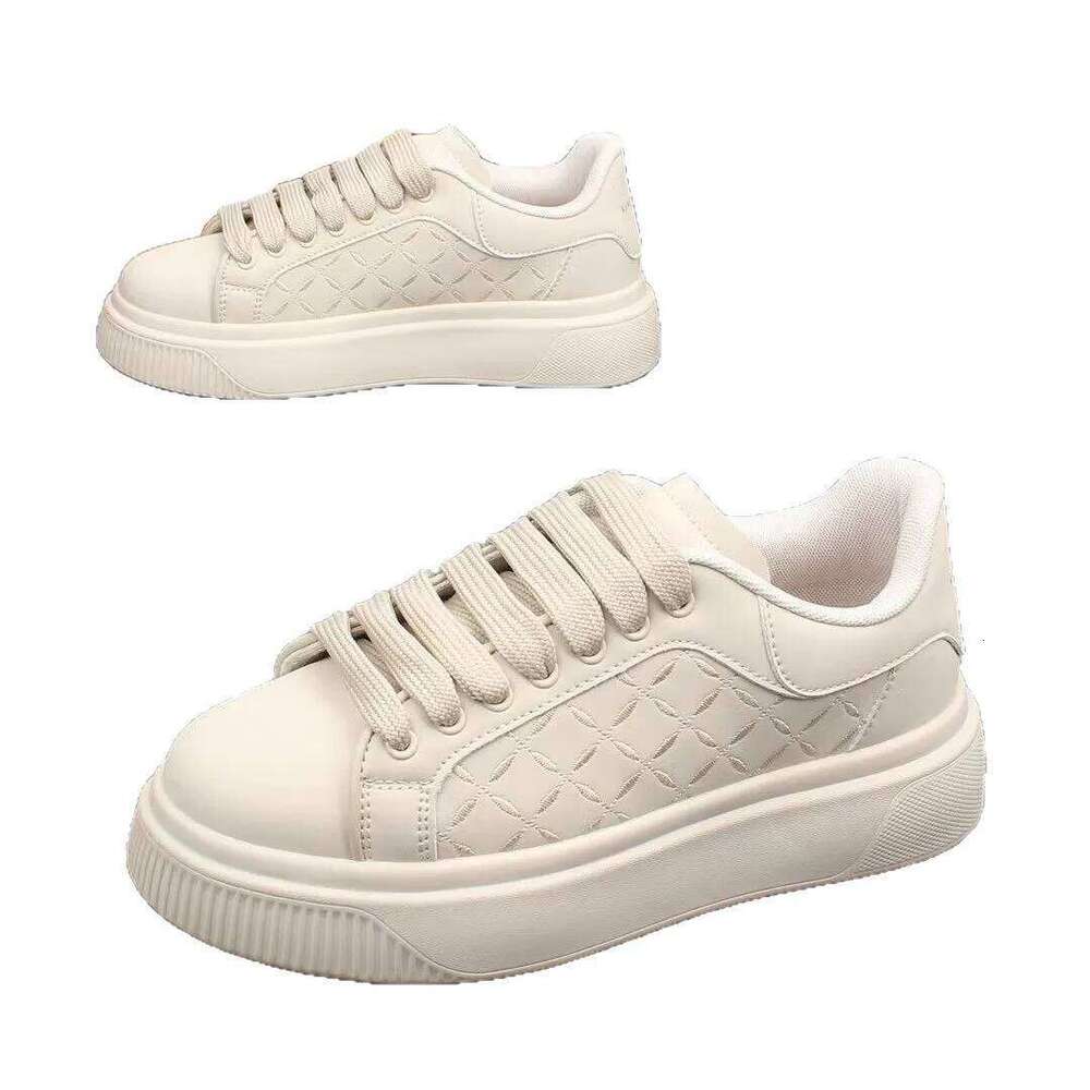 Luxury Men's 2026 Leather Sneakers Thick Soled Board Tennis New Casual Walking Shoes for Men & Women 26Y0505