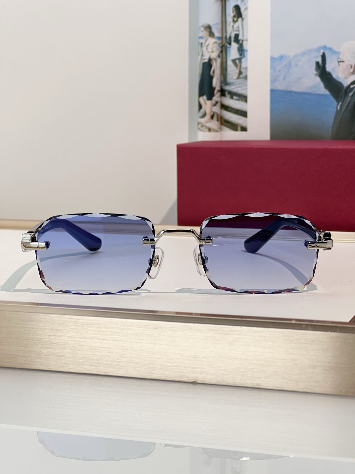 Luxury Designers Womens Sunglasses For Women Men Sun Glasses Mens 0622S Designer Fashion Style Protects Eyes Random Box 11