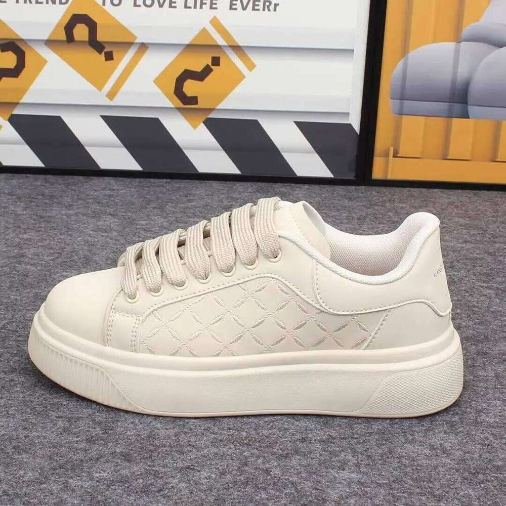 Luxury Men's 2026 Leather Sneakers Thick Soled Board Tennis New Casual Walking Shoes for Men & Women 26Y0505