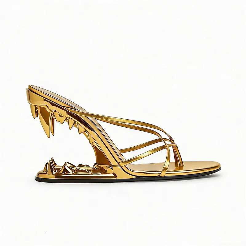 Womens Gold Tiger Tooth Heel High Thong Sandals Wedge Strappy Open Toe Mules Slippers Beach Out Party Nightclub Fashion Shoes X260504