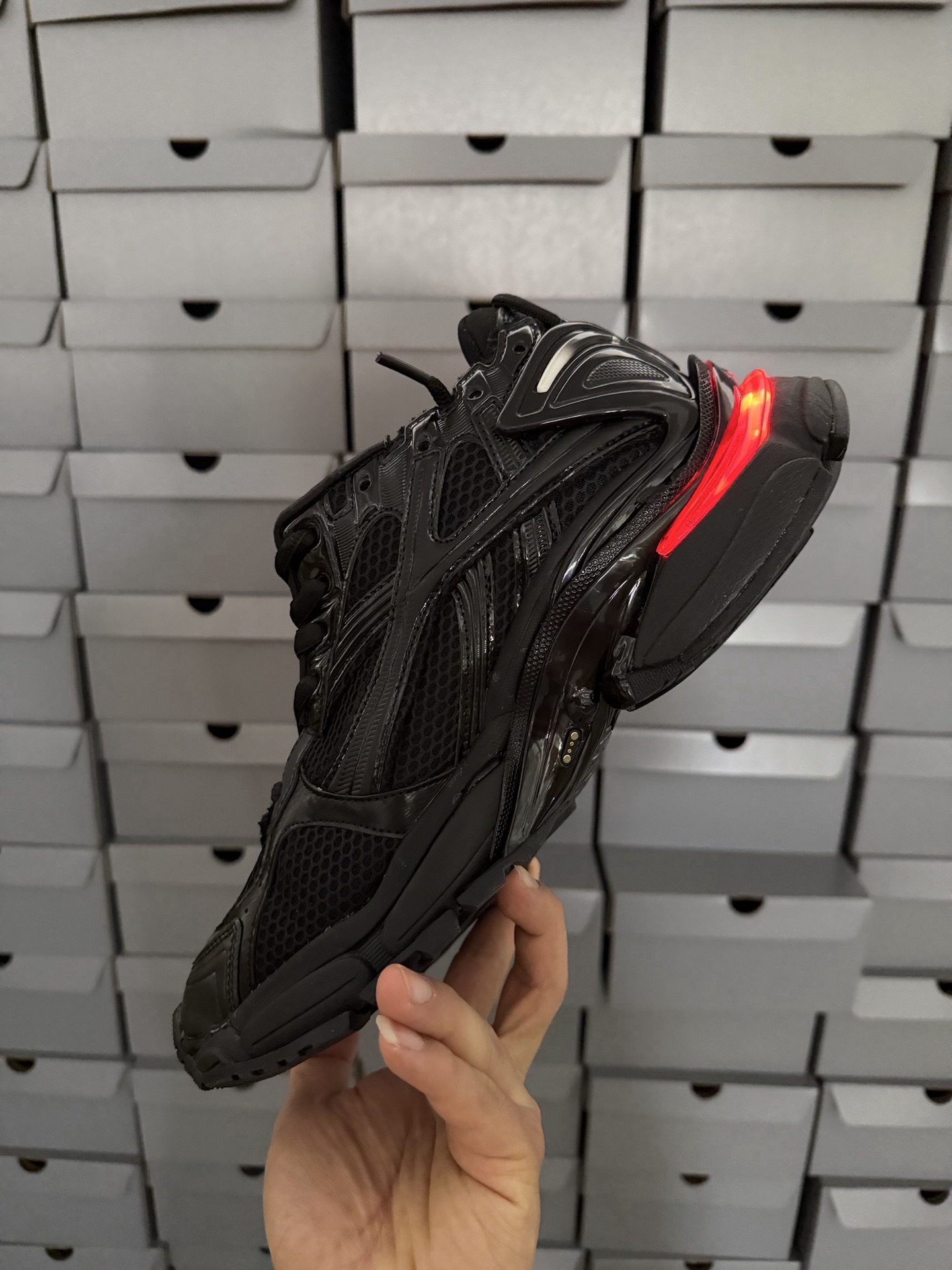 2026 LUXUB7.5 LED New Fashion shoes Running shoes for women sports trainers Fashion shoes 35-46
