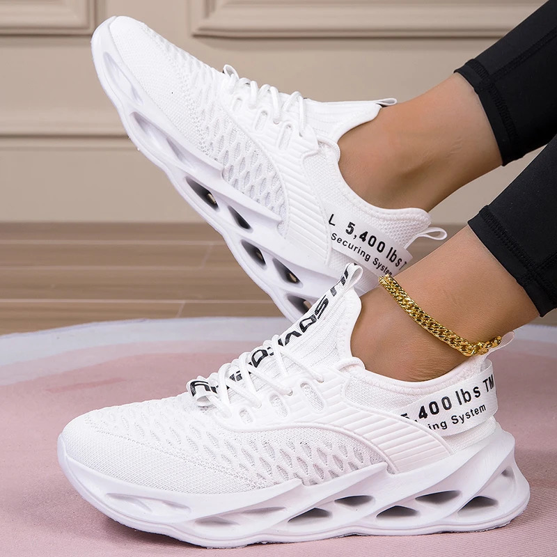 Women Sport Shoes Fashion Platform Sneakers Ladies Spring Winter Flats Running Shoes for Woman Plus Size 43 260506