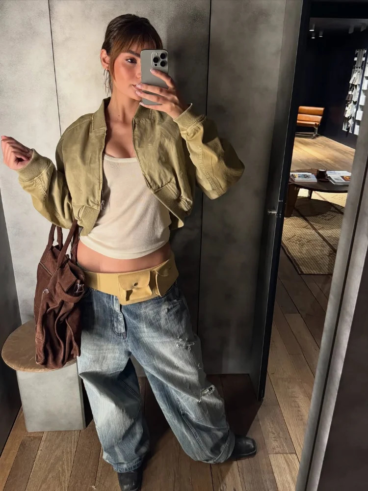 Women Khaki Cropped Bomber Jackets Lapel Collar Full Zip Closure Pocket Detail Long Sleeve Streetwear Lady Casual Y2k Outfits 260430
