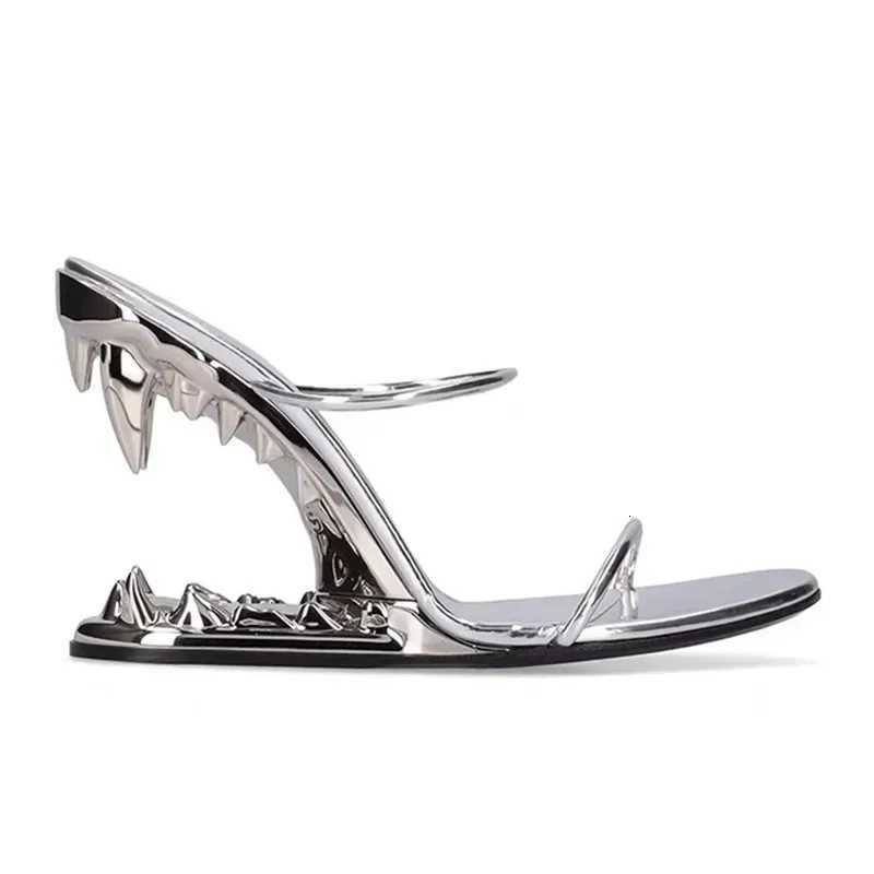 2026 Summer New Metal Tiger Teeth Single Shoes High Heels Fashion Show Womens Wear Size 44 Womens Sandals H260506