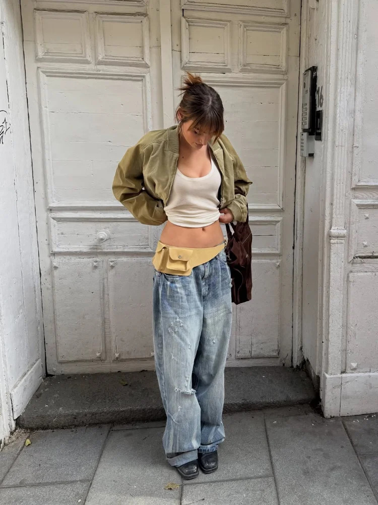 Women Khaki Cropped Bomber Jackets Lapel Collar Full Zip Closure Pocket Detail Long Sleeve Streetwear Lady Casual Y2k Outfits 260430