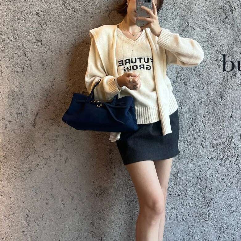 Korean Style Mrs Handbag Made Of Top Layer Cowhide With A Unique Belt Buckle Design Fashionable And Versatile Casual Shoulder Bag SENYY