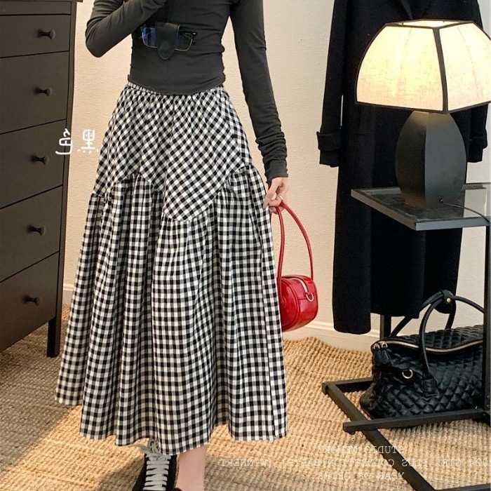 Plaid high-waisted A-line skirt for women new versatile slimming casual mid-length skirt 250311