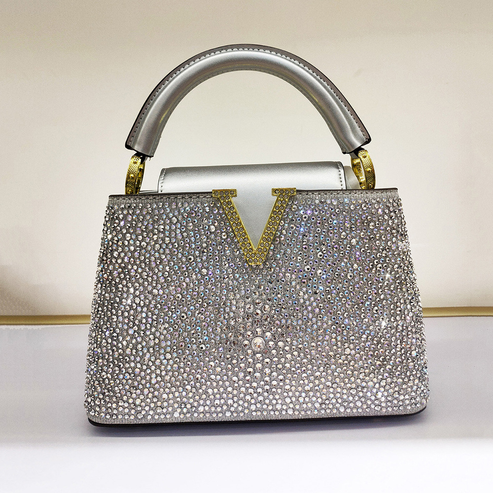 2026 Newly Designed Light Luxury Women's Diamond Encrusted Premium Handbag Flap Vintage Style Shoulder Crossbody Bag Free Shipping - view 7