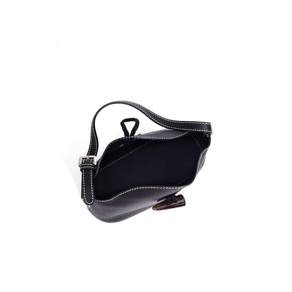 Yuanbao Lychee Pattern Design Women S Shoulder Underarm Bag Niche Fashion Spring Summer Versatile Crossbody For Commuting SENYY