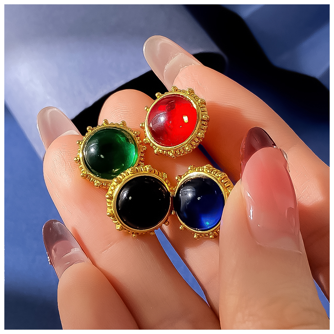 Designer Earrings Women Vintage Retro Court Gemstone Brushed Sunflower Shape Stud Earrings Luxury Jewlery Designer for Women Timeless Elegant Statemen