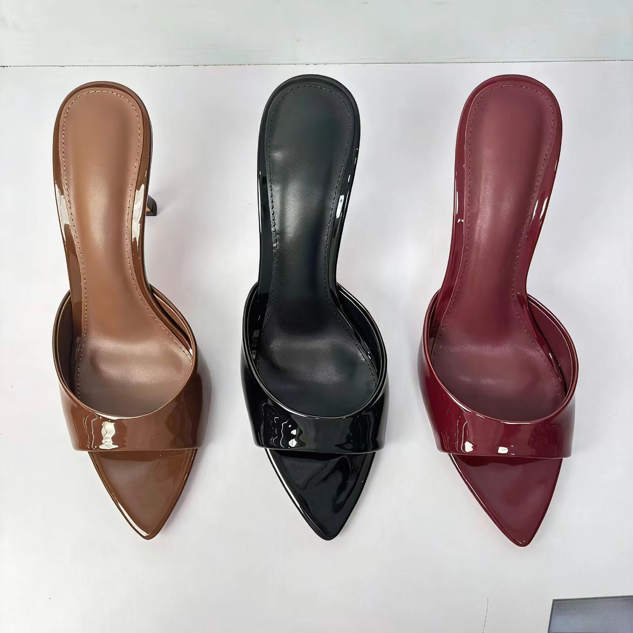 Pointed Toe Thin Kitten Heel Slippers Summer Open Toe Flip-flops Low Heel Wear Non-slip Thin Heel Womens Shoes 251226