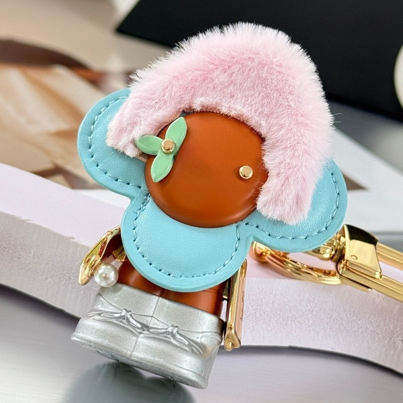 New Designer Keychain Luxury Bag Charm Unisex Sunflower Bag Hangings Pendant Funky Key Ring Car Key Holder Multiple Styles Durable Hardware with Logo Top Quality