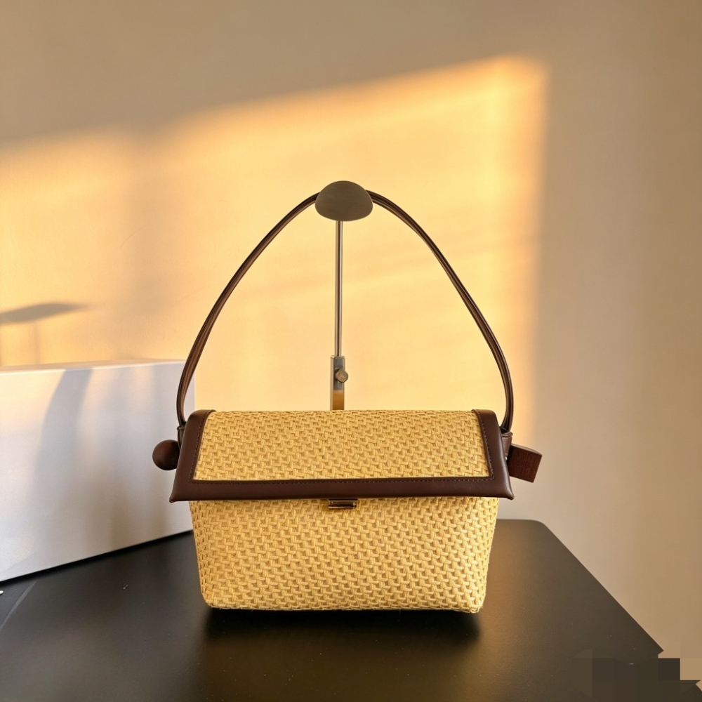 Latest Straw Top Handle Bags The Rond Carre Shoulder Bag Lady Fashion Underarm Purses And Handbags Designer Vacation Totes Day Clutch 2026 New Sling Beach Bag 3650