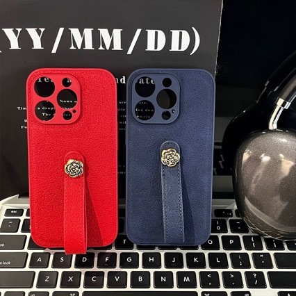 Japanese and Korean INS Moon Pit Pattern iPhone 16 Pro Max Case Camellia Wrist Strap Leather 15 Full Coverage