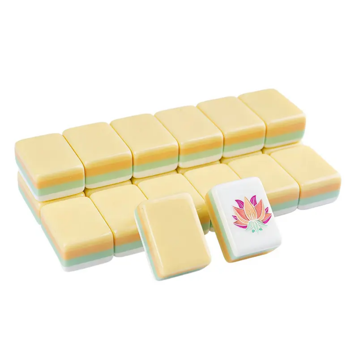 Four-layered Mahjong Tiles Engraved American Mahjong Set Tiles Modern Luxury Yellow Design for Family Parties and Entertainment