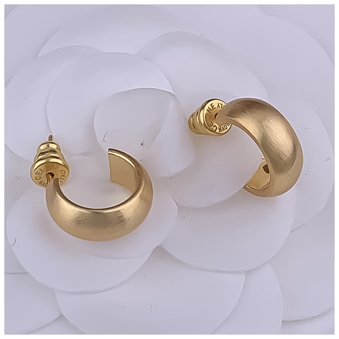 Designer Earrings Designer Earrings Women 18K Gold Silver Plated Earring Matte C Shape Hoop Earrings Luxury Jewlery Designer for Women Elegant Timeles
