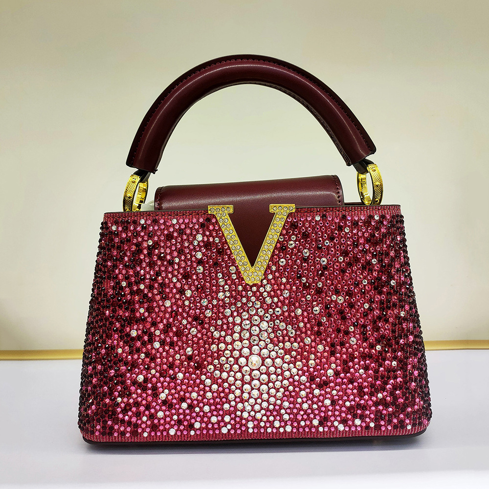 2026 Newly Designed Light Luxury Women's Diamond Encrusted Premium Handbag Flap Vintage Style Shoulder Crossbody Bag Free Shipping - view 5