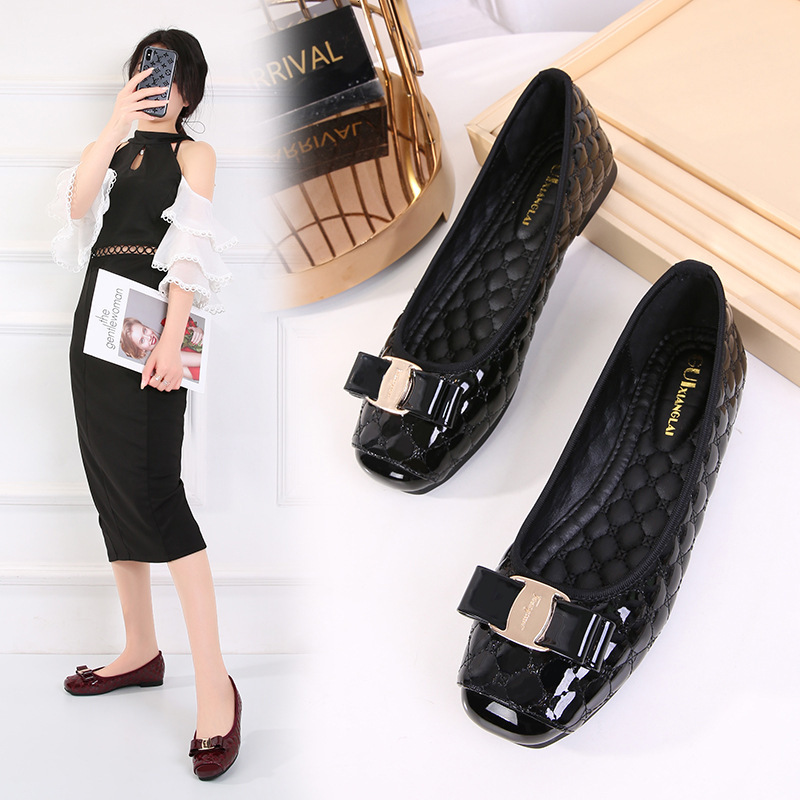 Women's Quilted Ballet Flats with Buckle Square Toe Slip-On Casual Leather Decoration Outfit