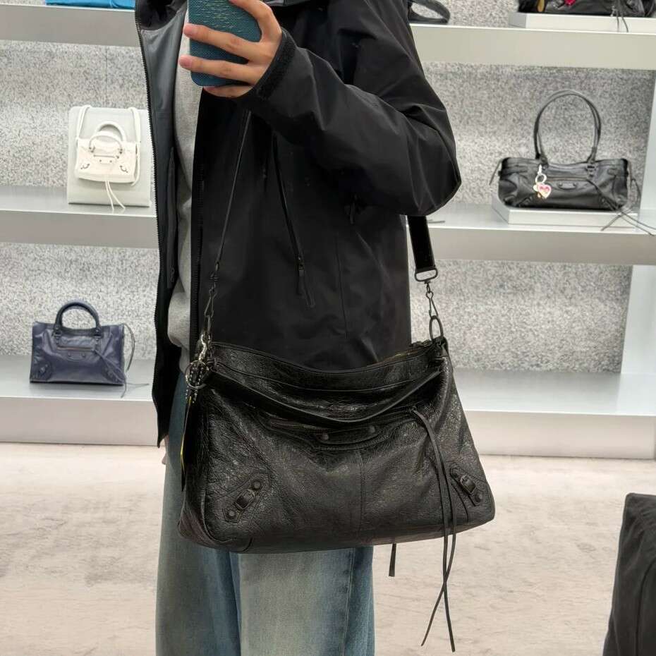 New Oil Wax Leather City Hobo Studded Biker Large Capacity Shoulder Handbag Tote Bag Underarm SENYY