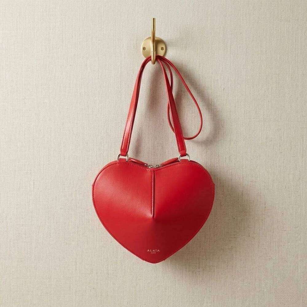 Red Shaped Crossbody For Women Cute Leather Shoulder Bag With Zipper Lining Compact Heart Purse Suotong260507 - view 4