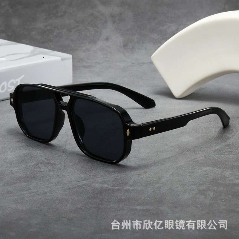 New European and American Fashion Square Frame Sports Men's Outdoor Driving Sunscreen Sunglasses Sunshade and UV Protection Large Frame Eyes Retr