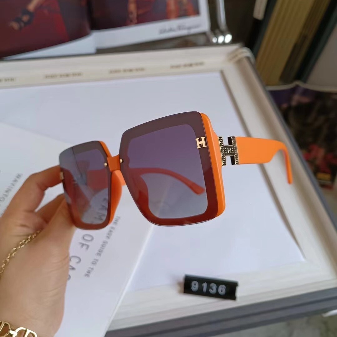 Luxury Brand Designer 2026 New Womens Polarized Sunglasses Oversized Orange Frame UV400 Anti-UV Face Shades for Driving Streetwear