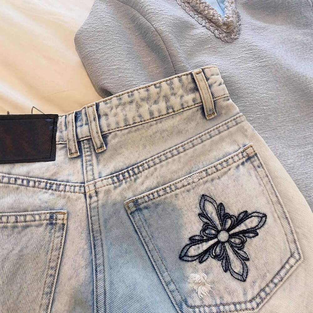 Designer 2026 Distressed Luxury Washed Embroidered Raw Edge Denim Shorts For Women, Summer New High-waisted Straight-leg Sweet Cool Girl A-line Hot Pa