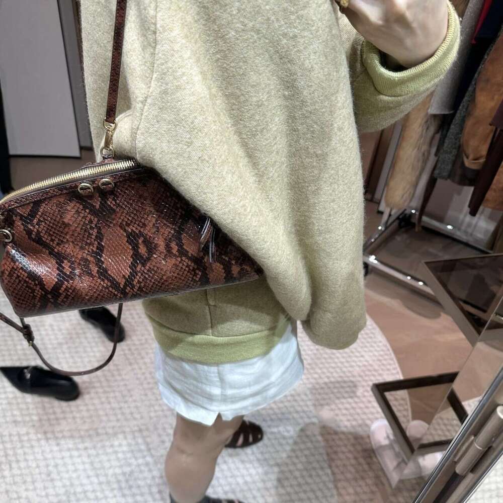 New Autumn Winter M Brand Snake Patterned Backpack Leather Clutch Bag European And American Fashion High End Versatile Shoulder SENYY
