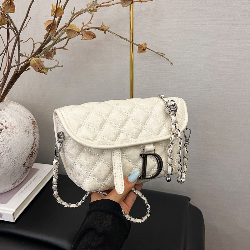 free shipping designer bag 2026 Summer New Women's Chain Shoulder Crossbody Bag, High-End Fashion Viral Hot Sale Underarm Purse