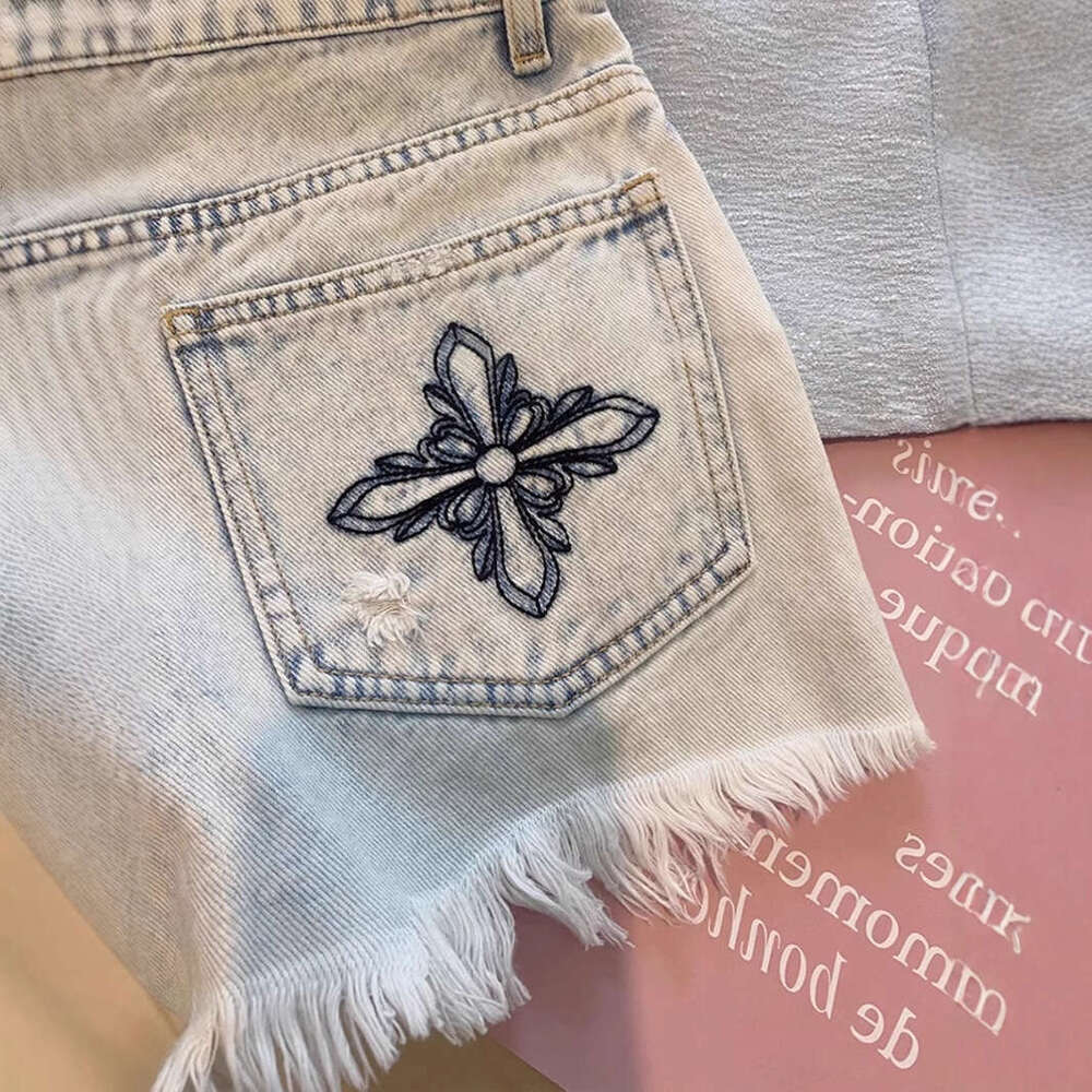Designer 2026 Distressed Luxury Washed Embroidered Raw Edge Denim Shorts For Women, Summer New High-waisted Straight-leg Sweet Cool Girl A-line Hot Pa
