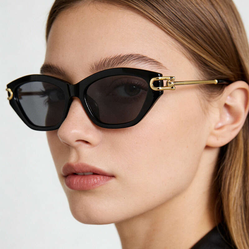 Luxury Brand Designer Sunglasses New European American Style Sunglasses, Trendy Unique Fashion Sunglasses With Square Frames, Classic And Cool Sun Pro