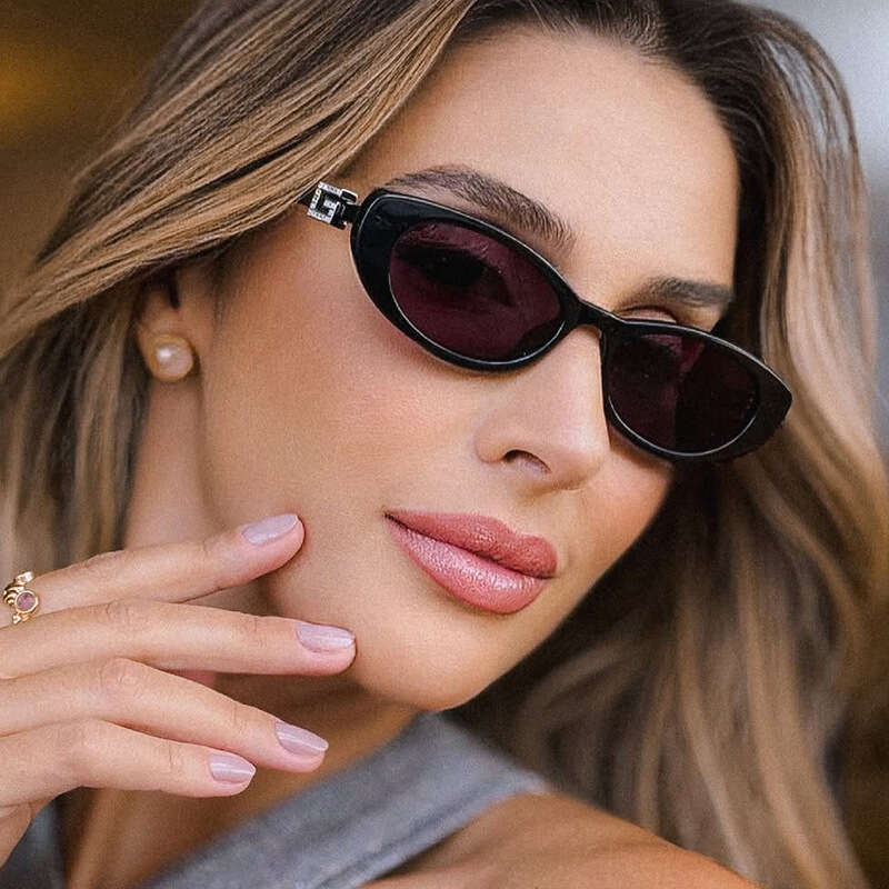 Luxury Sunglasses 2026 High-End Fashion Daily Small Oval Cat-Eye With A High-End Feel Women, Sun Protection, European And American Trendy Personalized