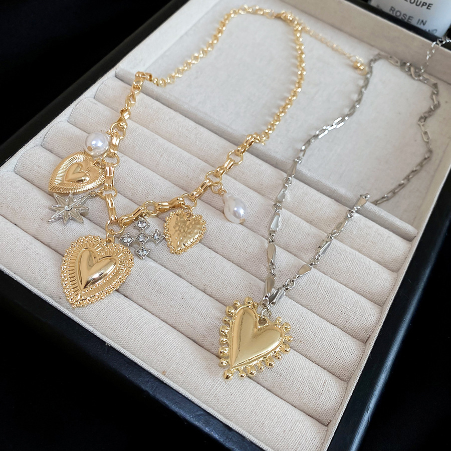 European and American cross-border fashion metal lava pentagram heart pendant necklace, creative layered collarbone chain accessory - view 6