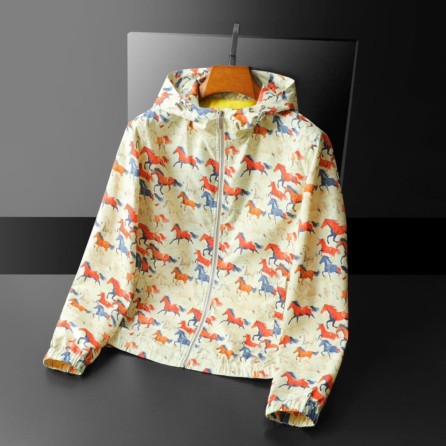 Hooded Fashion 2026 Spring/Autumn European Style Designer Men's Coat Direct from Manufacturer Trendy Jacket