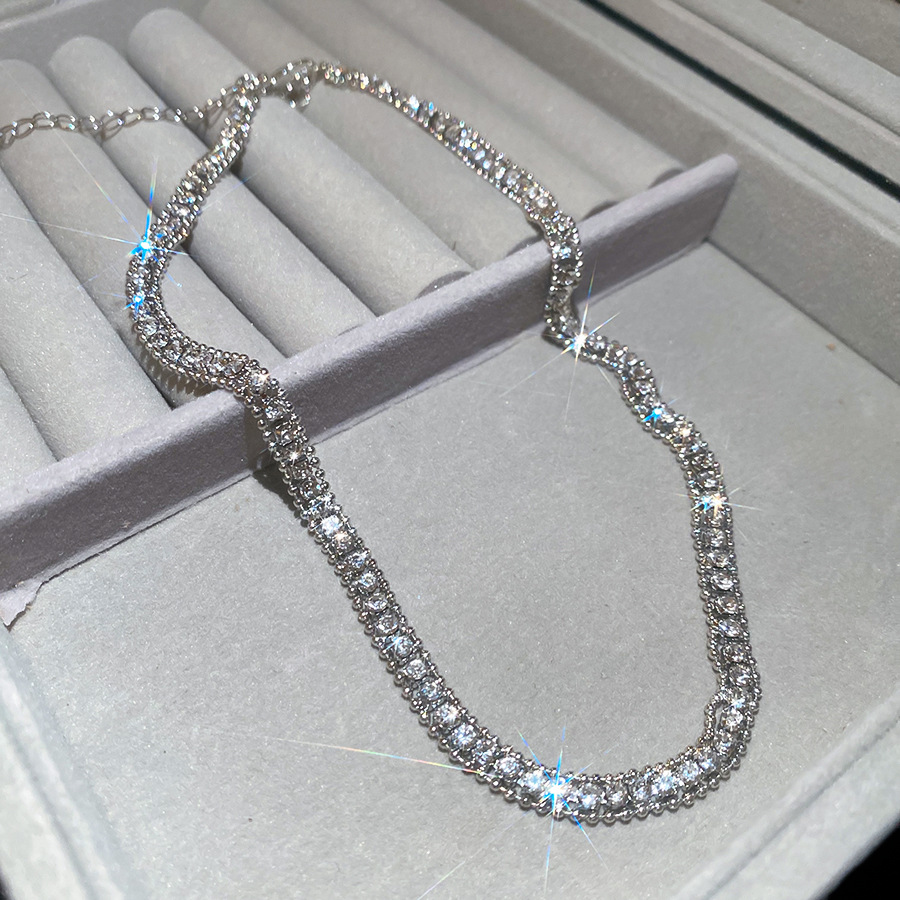 Europea America cross-border ultra-shiy diamod-ecrusted square ecklace, light luxury high-ed clavicle chai with a simple ad fashioable desig for - view 4