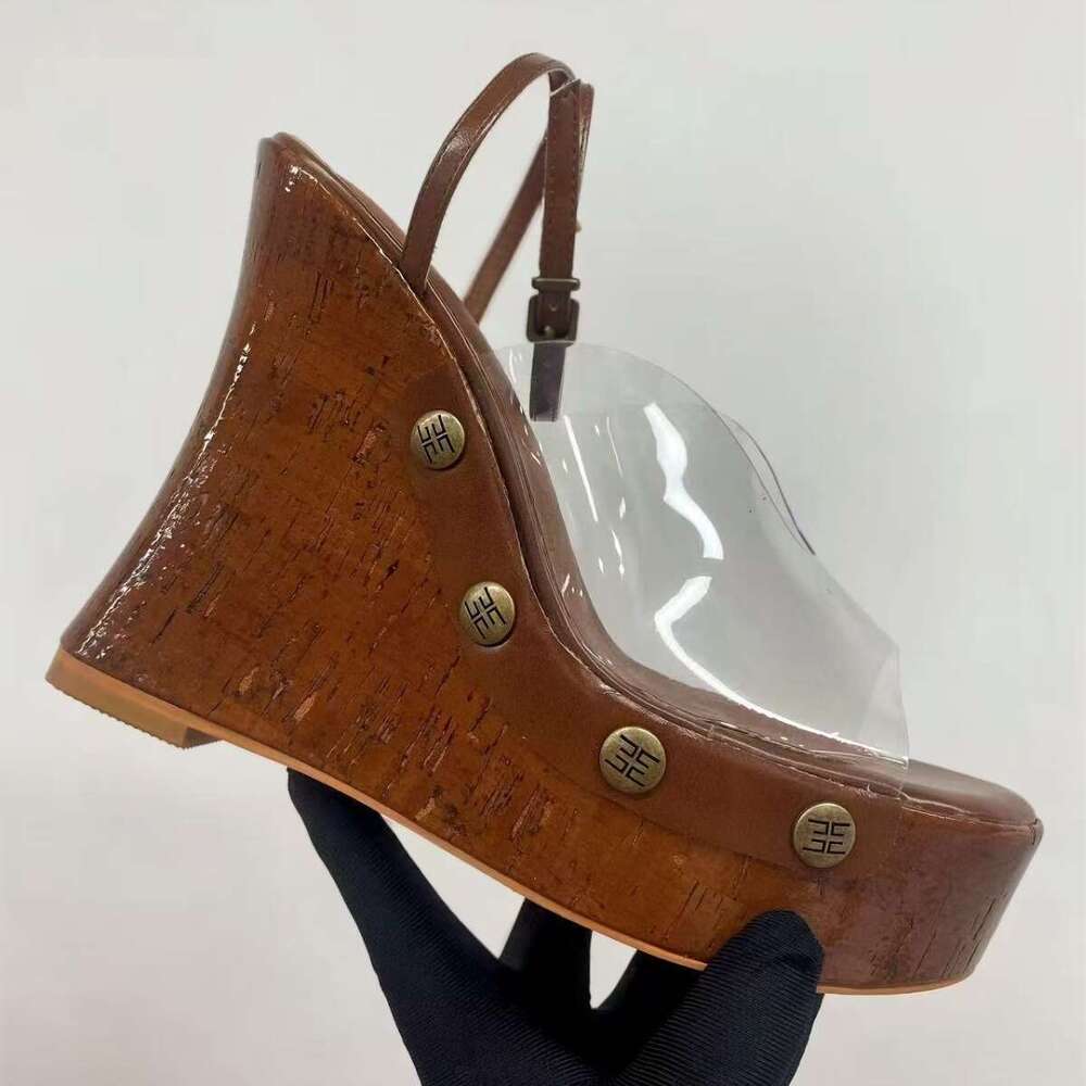 High Heel For Women New Model Export Thick Sole Wood Grain Waterproof Platform Metal Stud Buckle Sandals