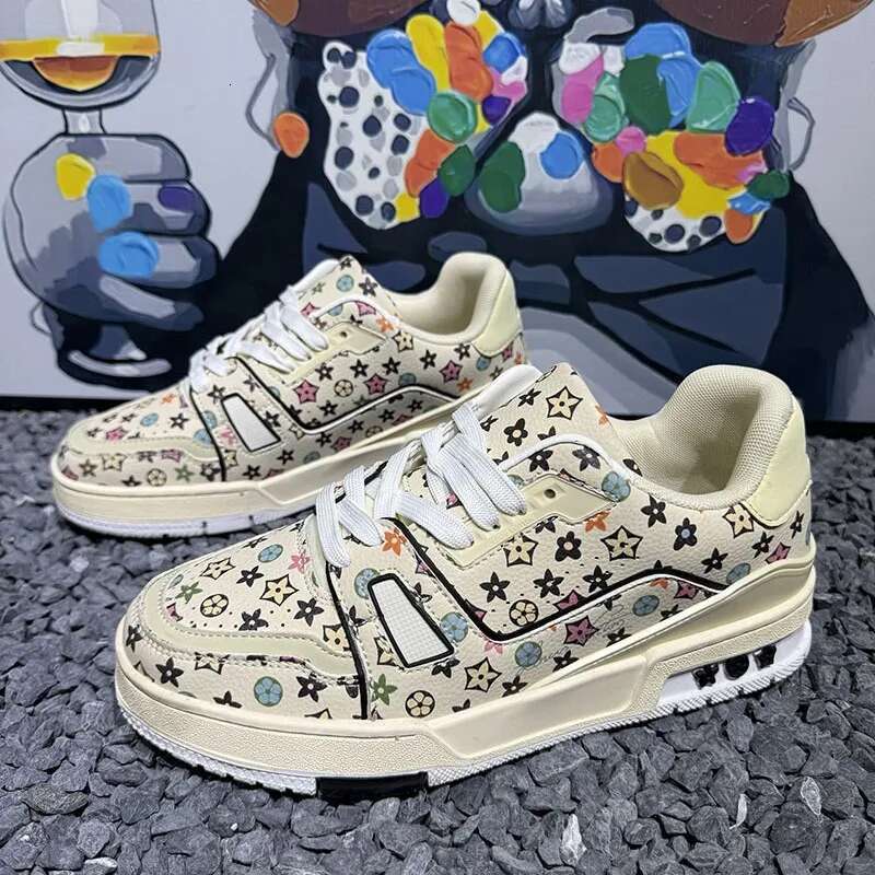 VUTITDN free shipping designer shoes for mens womens casual shoes blue green khaki white black Fashionable and versatile outdoor sneakers sports shoes