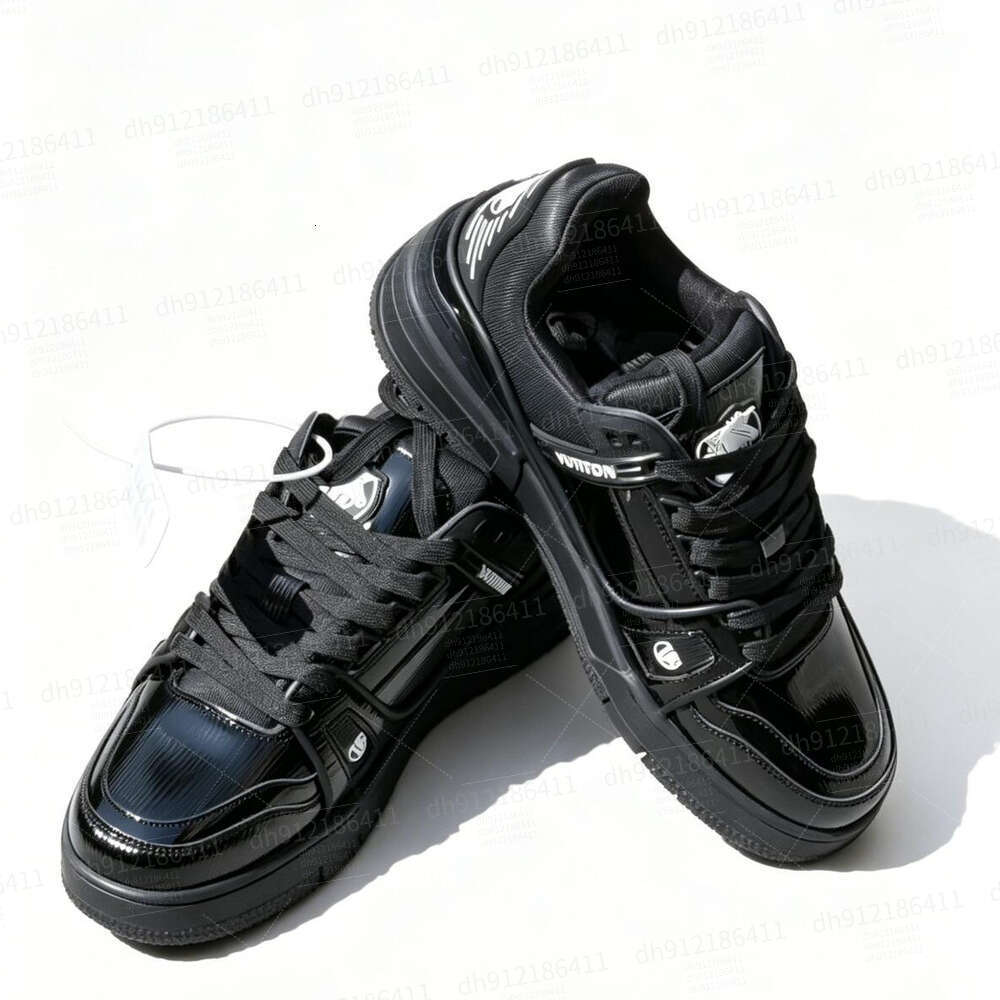 VUTITDN Black Glossy Fashion Sneakers with Logo Details, Elevate Your Casual Street Style Effortlessly dh912186411 - view 5