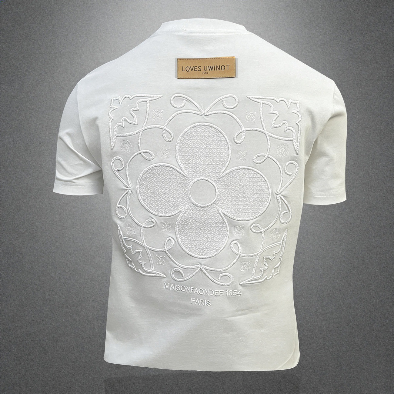 High-end mercerized cotton men's short-sleeve T-shirt, European style, elaborate embroidery, 2026 summer new model, 3D half-sleeve base shirt