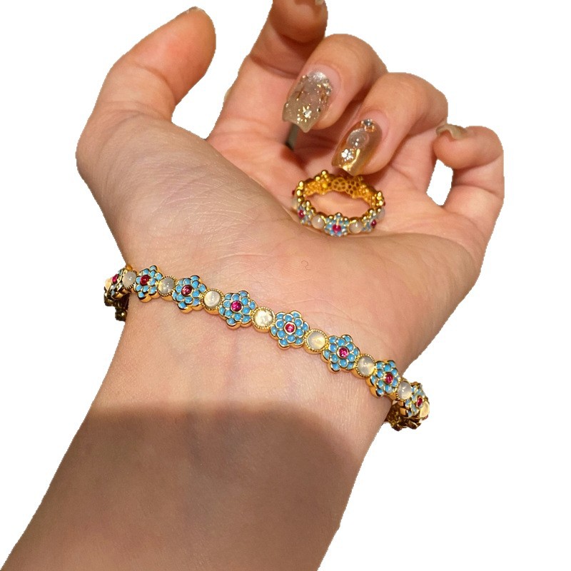 Super Shiny Zircon Cat's Eye Stone Oil-Drip Flower Open Exquisite Palace Style Bracelet Unique Design Jewelry for Women - view 4