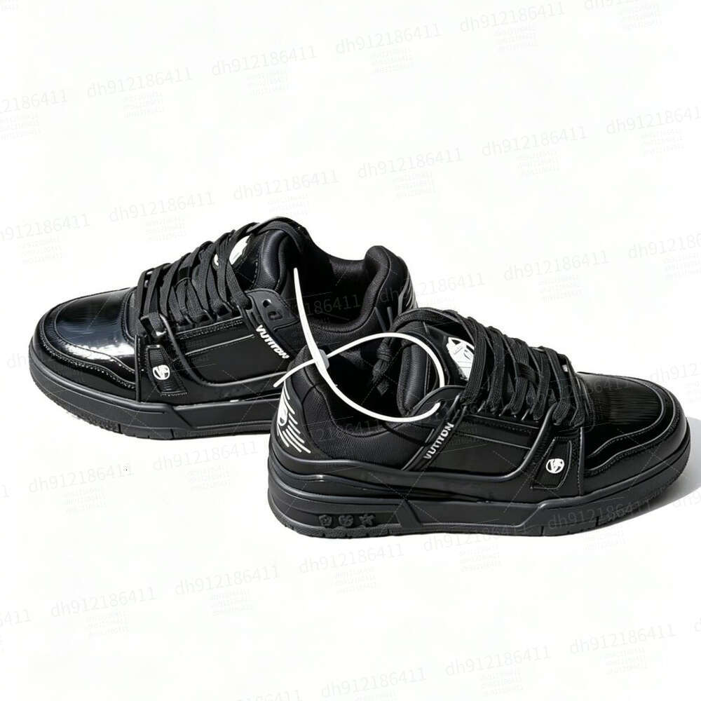 VUTITDN Black Glossy Fashion Sneakers with Logo Details, Elevate Your Casual Street Style Effortlessly dh912186411 - view 3