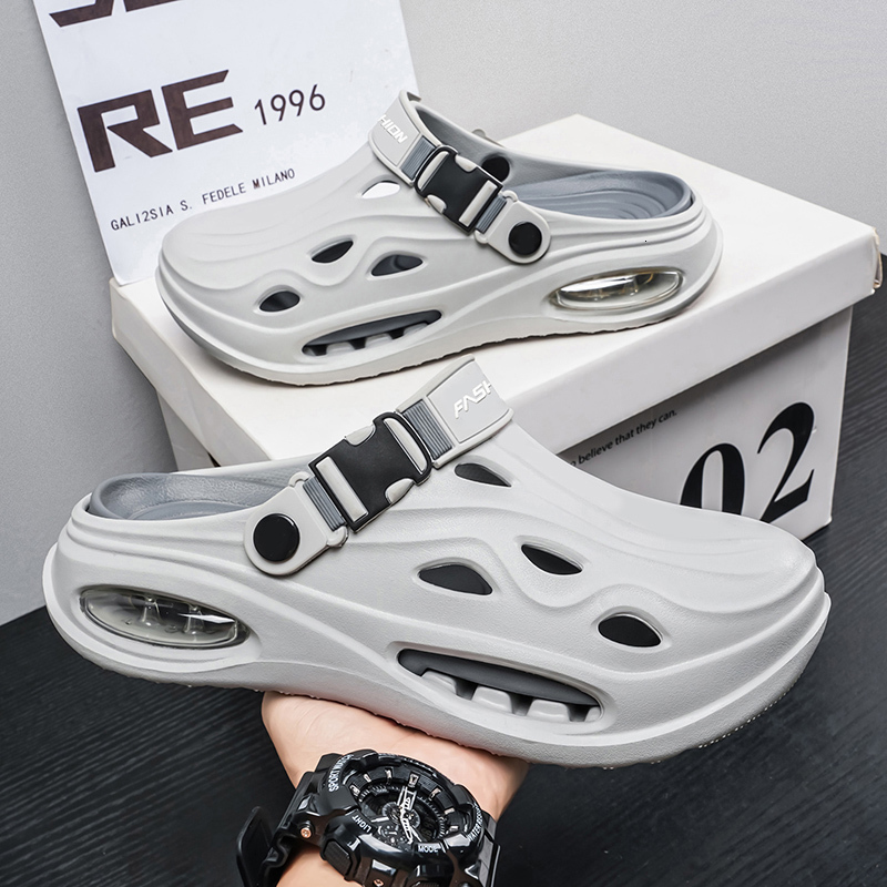 Shoes 2026 New Creative Trendy Men's Slippers with Cushioning Effect