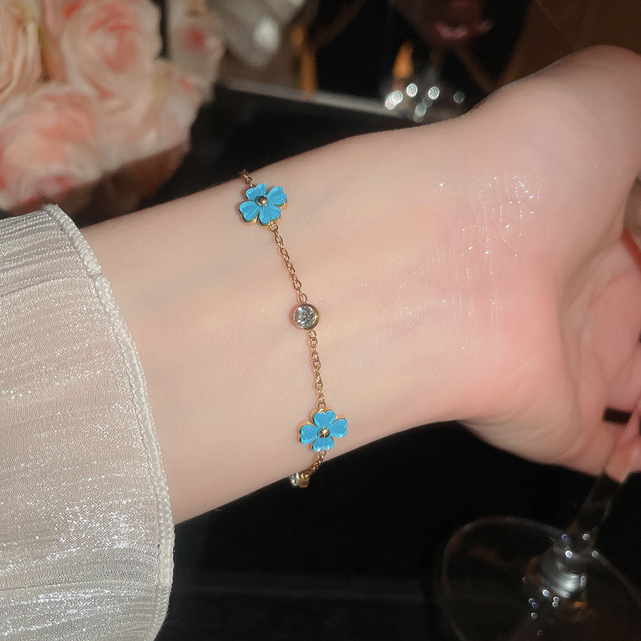 Super Shiny Zircon Mother-of-Pearl Flower Bracelet, Luxurious Sophisticated, Exquisite and Versatile Fashion Accessory - view 9