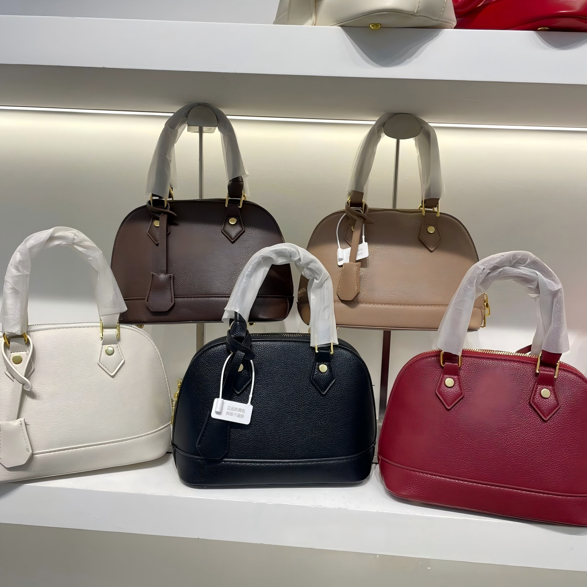 designer luxury Handheld shell fashionable retro women's shoulder bag versatile crossbody niche women's bag Roomy