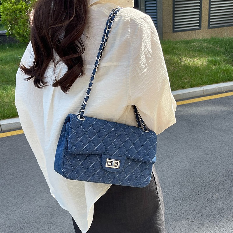 designer luxury Denim quilted women's available in large and small sizes chain crossbody and shoulder 2026 new light luxury versatile small squar