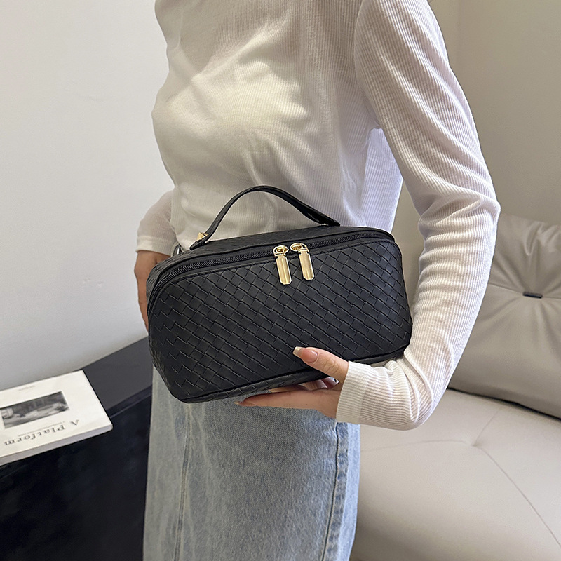 Portable travel cosmetic bag, Ins-style toiletry organizer, Large capacity designer makeup bag, Simple luxury storage pouch, Multifunctional women