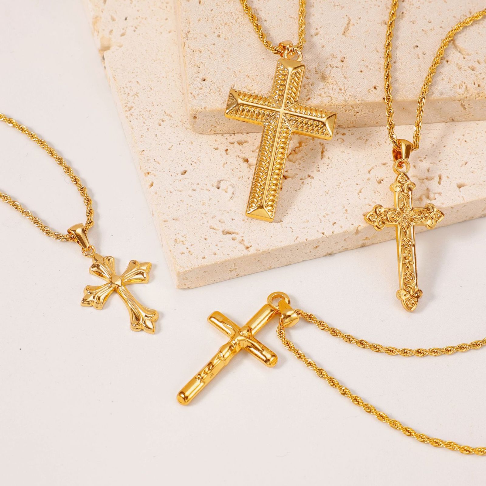Stainless Steel Cross Pendant Religious Hip-Hop Trend Non-Fading Couples Steel Necklace 250613